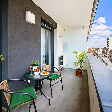 Apartmán Teleki40 Central, Free Parking, Terrace *